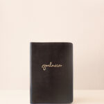 FUTROLA ZA PASOŠ CRNA - ZGODNICA